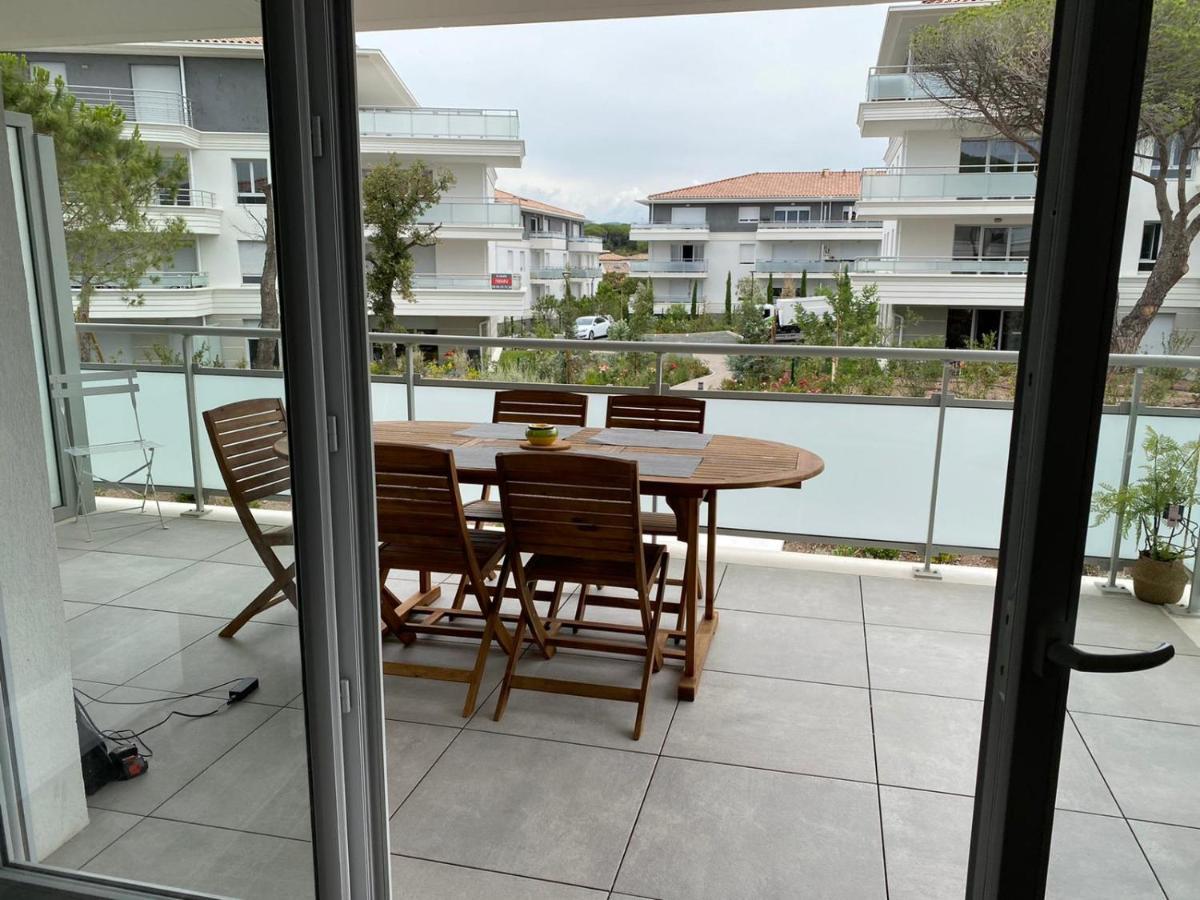 Appartement Neuf Moderne Avec Piscine Puget-sur Argens Luaran gambar