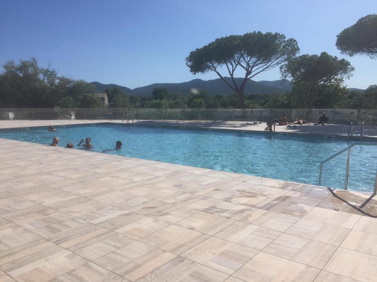 Appartement Neuf Moderne Avec Piscine Puget-sur Argens Luaran gambar